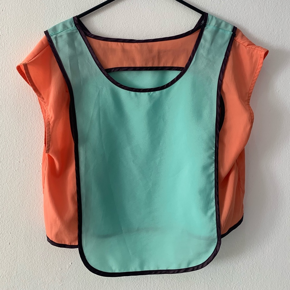 Color block blouse - Picture 2 of 3